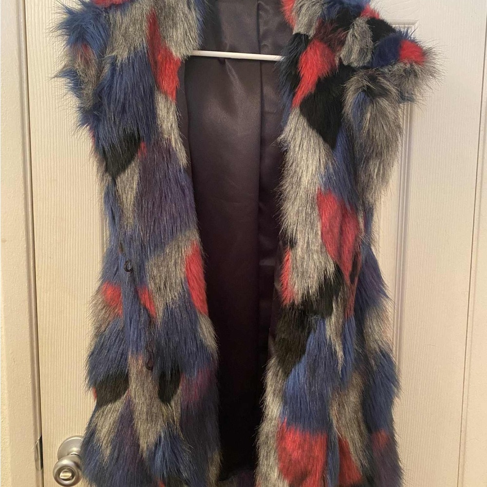 Spirithoods Lovebird vest Size Small